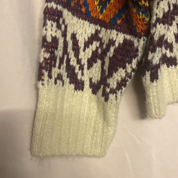 NWT Sloan Rouge Knit Sweater, Size L, Color OAT/BUR/NVY - Picture 2 of 9